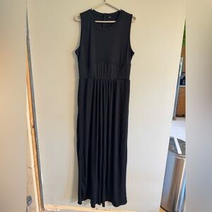 Elegant Black Sleeveless Jumpsuit